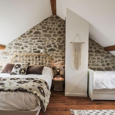 Gite Le Choizines 8/10 Personnes Serverette Exterior foto
