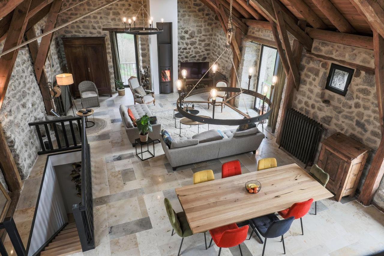 Gite Le Choizines 8/10 Personnes Serverette Exterior foto