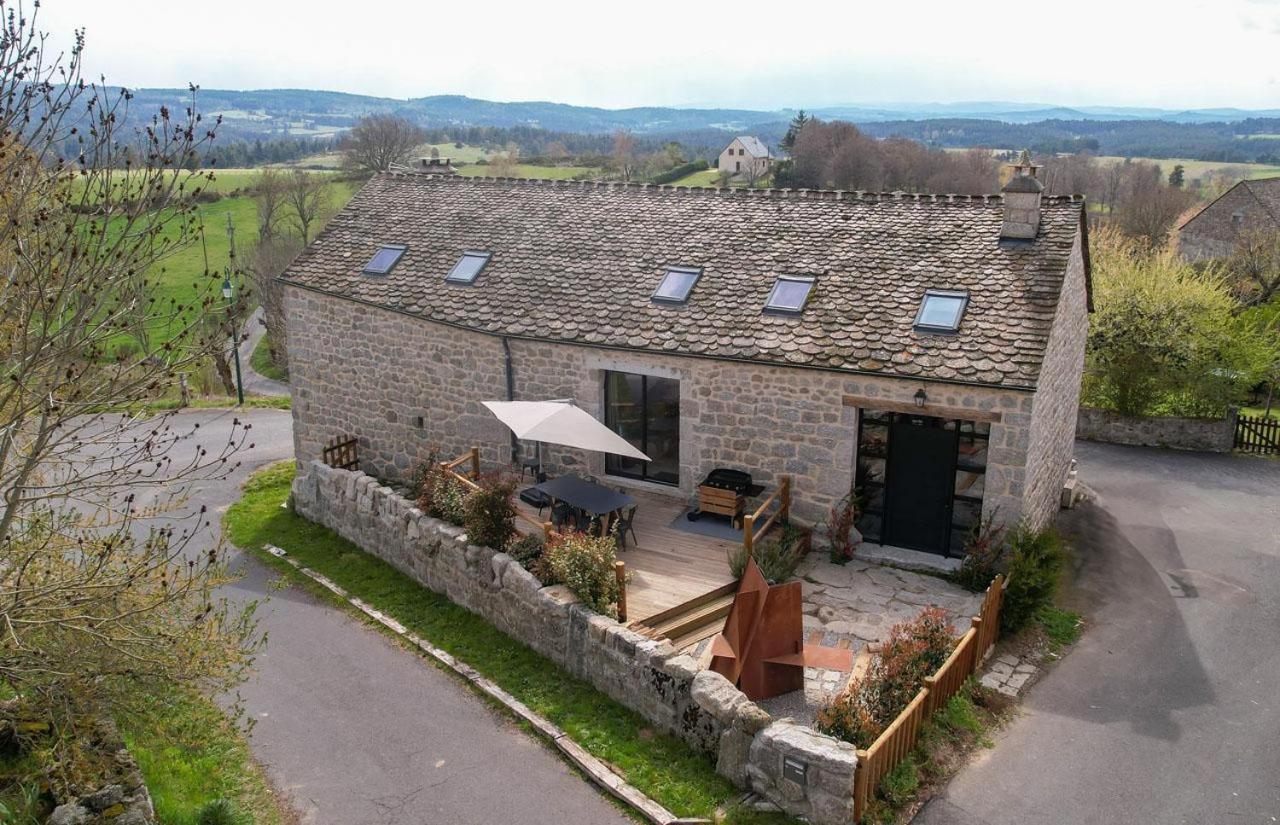 Gite Le Choizines 8/10 Personnes Serverette Exterior foto